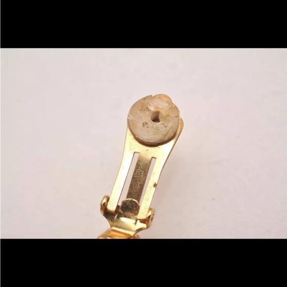 Christian Dior Vintage Rhinestone Clip-on Earrings Gold Tone CD 6723J - Picture 12 of 14